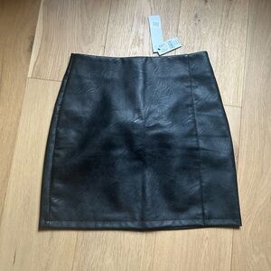 NWT Topshop leather style mini skirt with slit